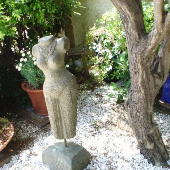 côté jardin chambre "romantique"